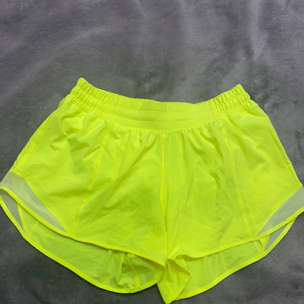 EUC lululemon hotty hot shorts
